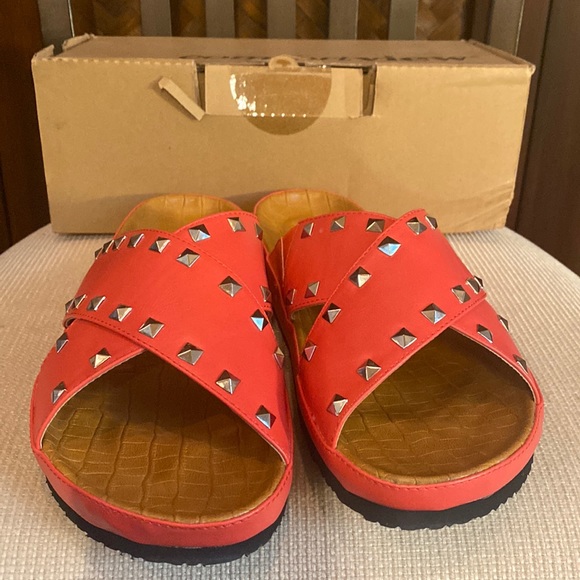 COMFORTVIEW - Gia Studded Sandal Coral 11M NIB - Picture 2 of 9